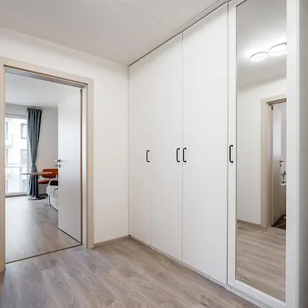 Auriapartments Liben Novy Byt 1Kk S Garazi Praag Buitenkant foto
